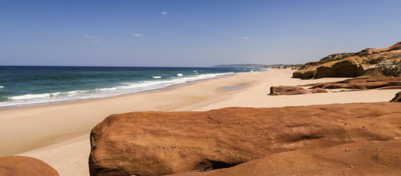 בית הארחה אובידוס 	Quinta Do Bom Vento מראה חיצוני תמונה